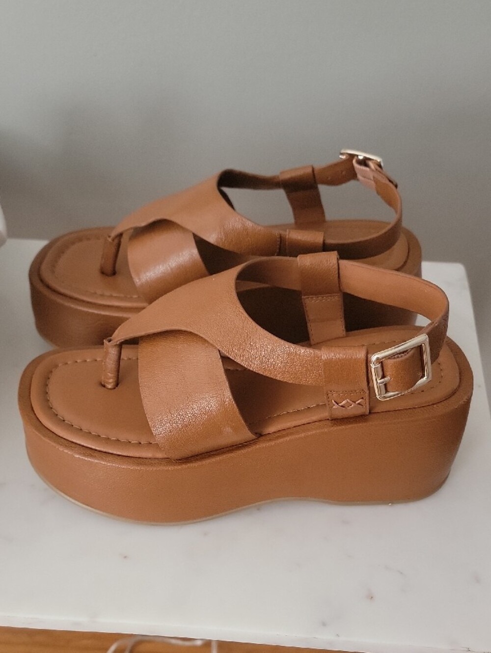 Free People Brown Leather Platform Thong Sandals - Picture 2 of 10